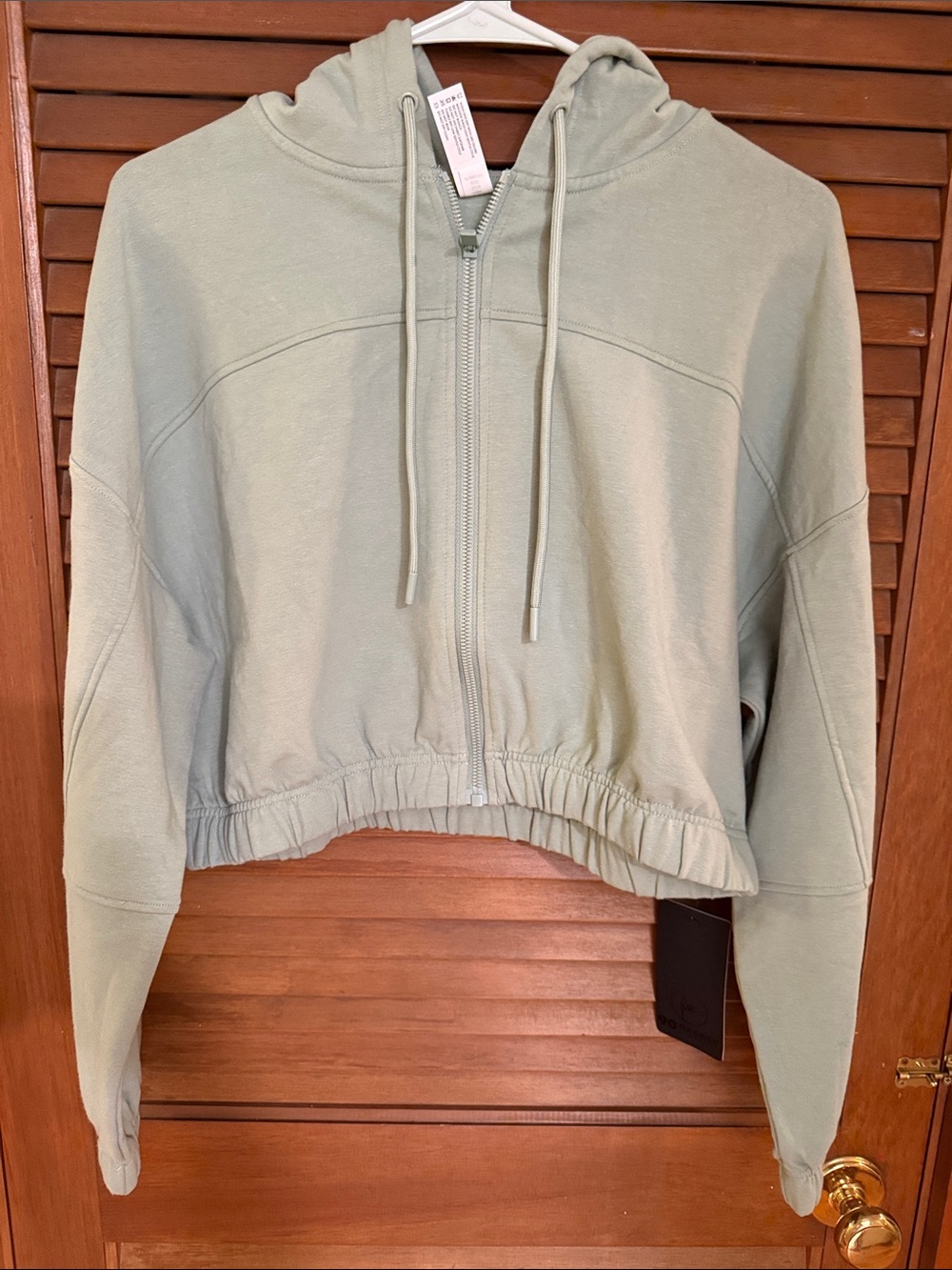 90 Degree By Reflex Cropped Zip Hoodie in Sage Green